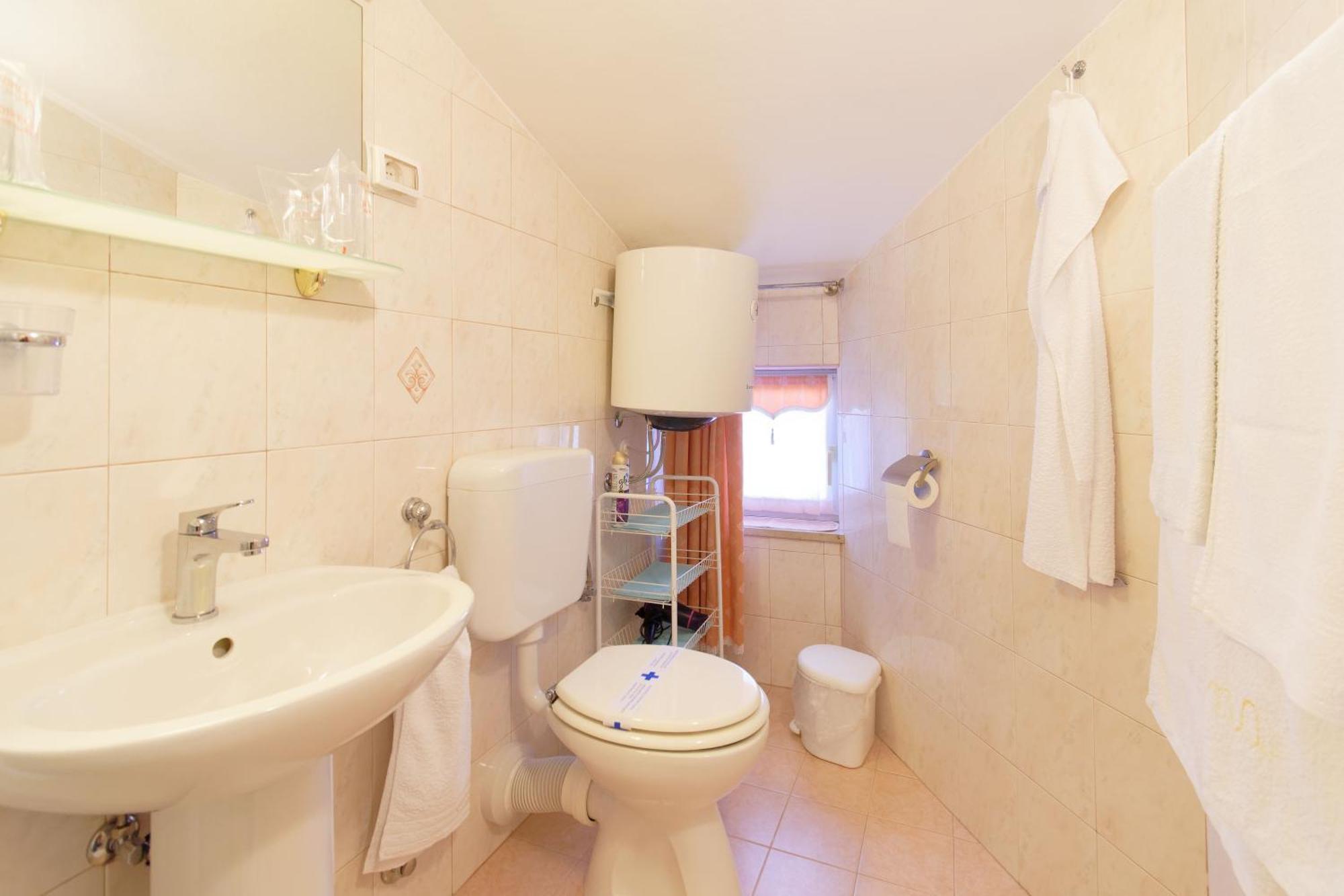 Holiday Home Nevena By Rent Istria Buje Habitación foto